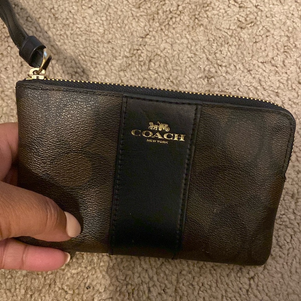Coach wallet with strap